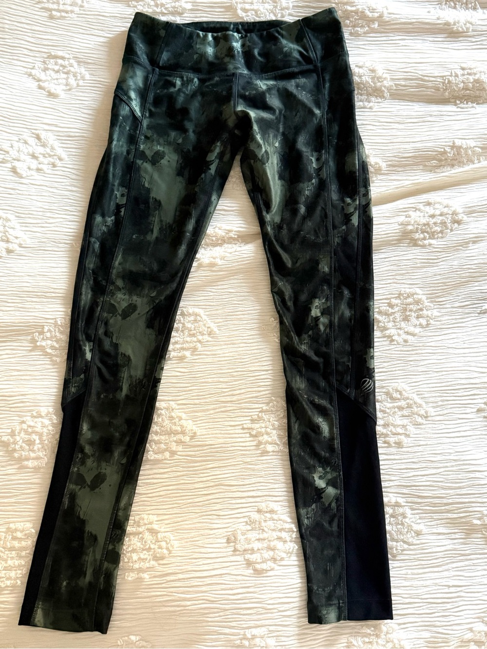 Green Camo Active Leggings MPG small